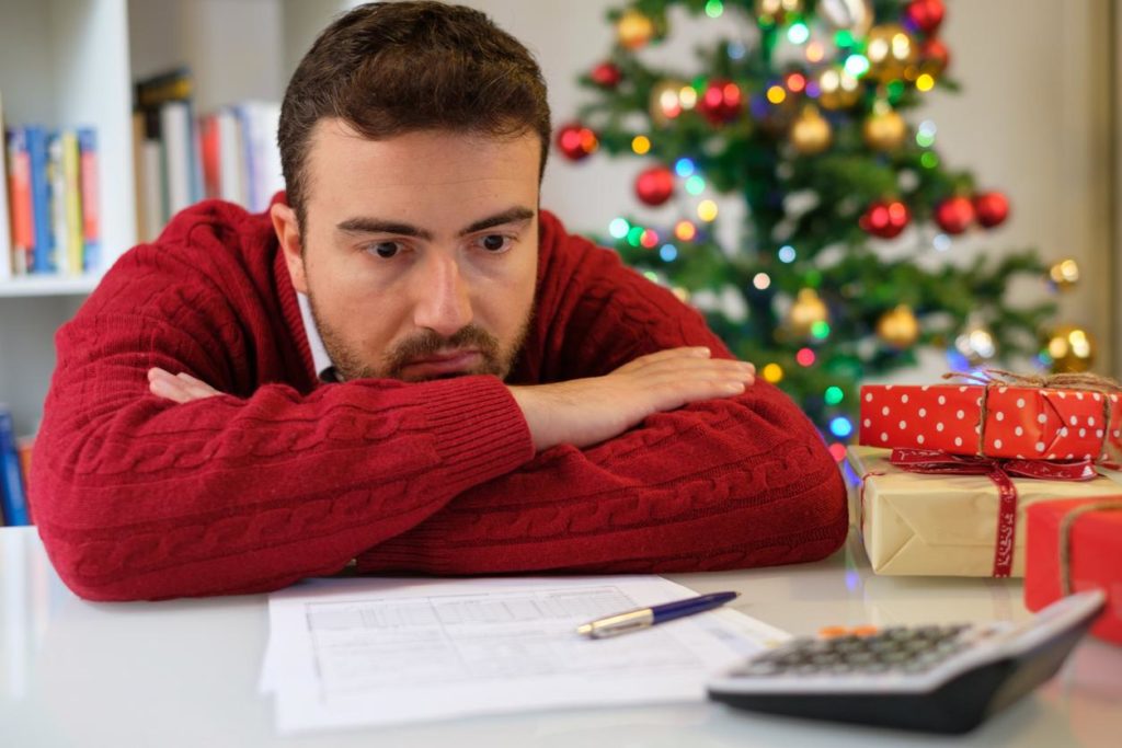 Who Pays the Bills During a Divorce?